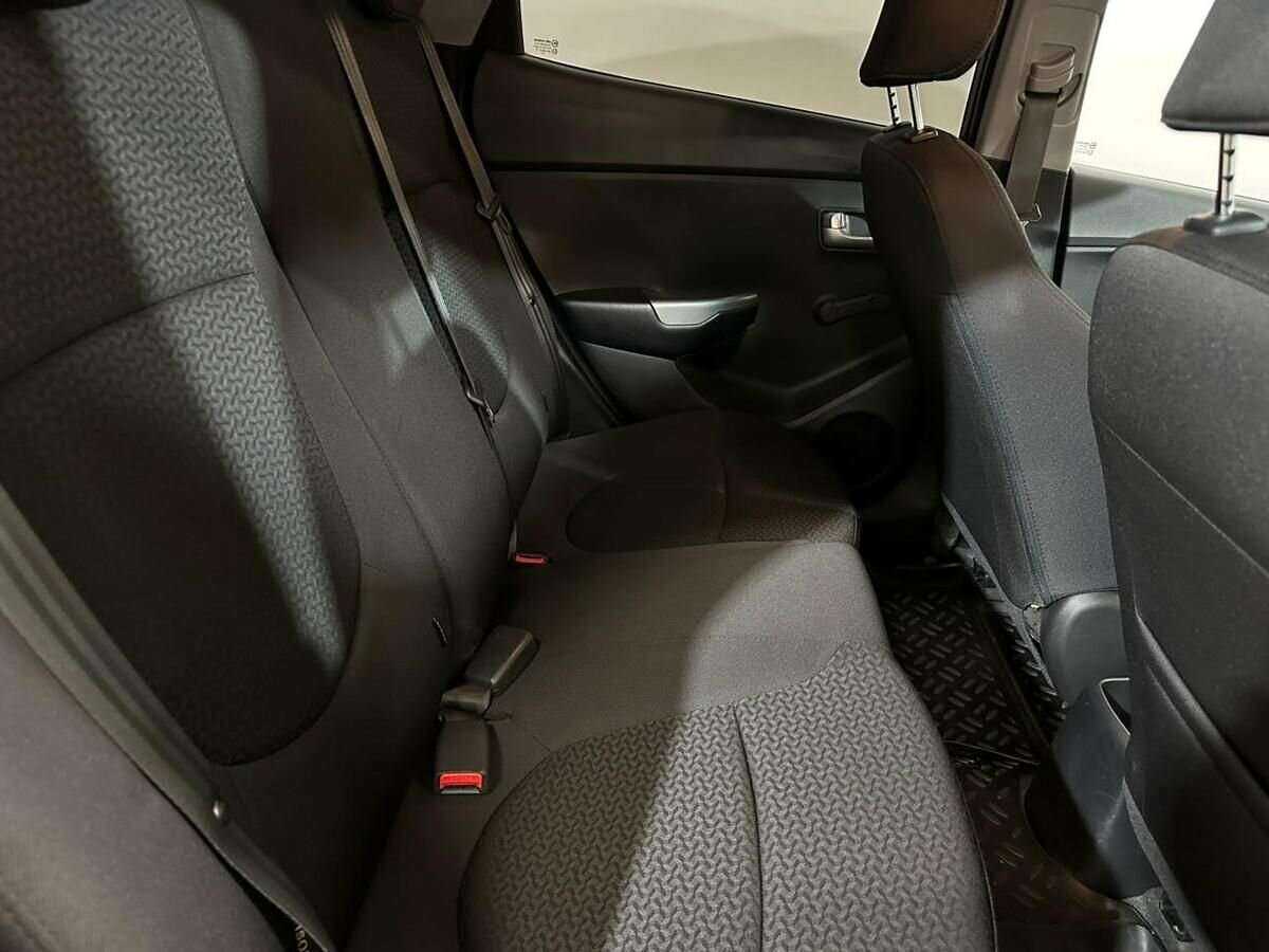 Kia Rio с пробегом — 2014 год. Фото: #10