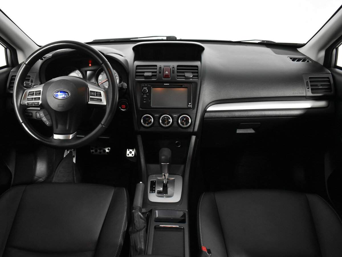 Subaru XV с пробегом — 2014 год. Фото: #9