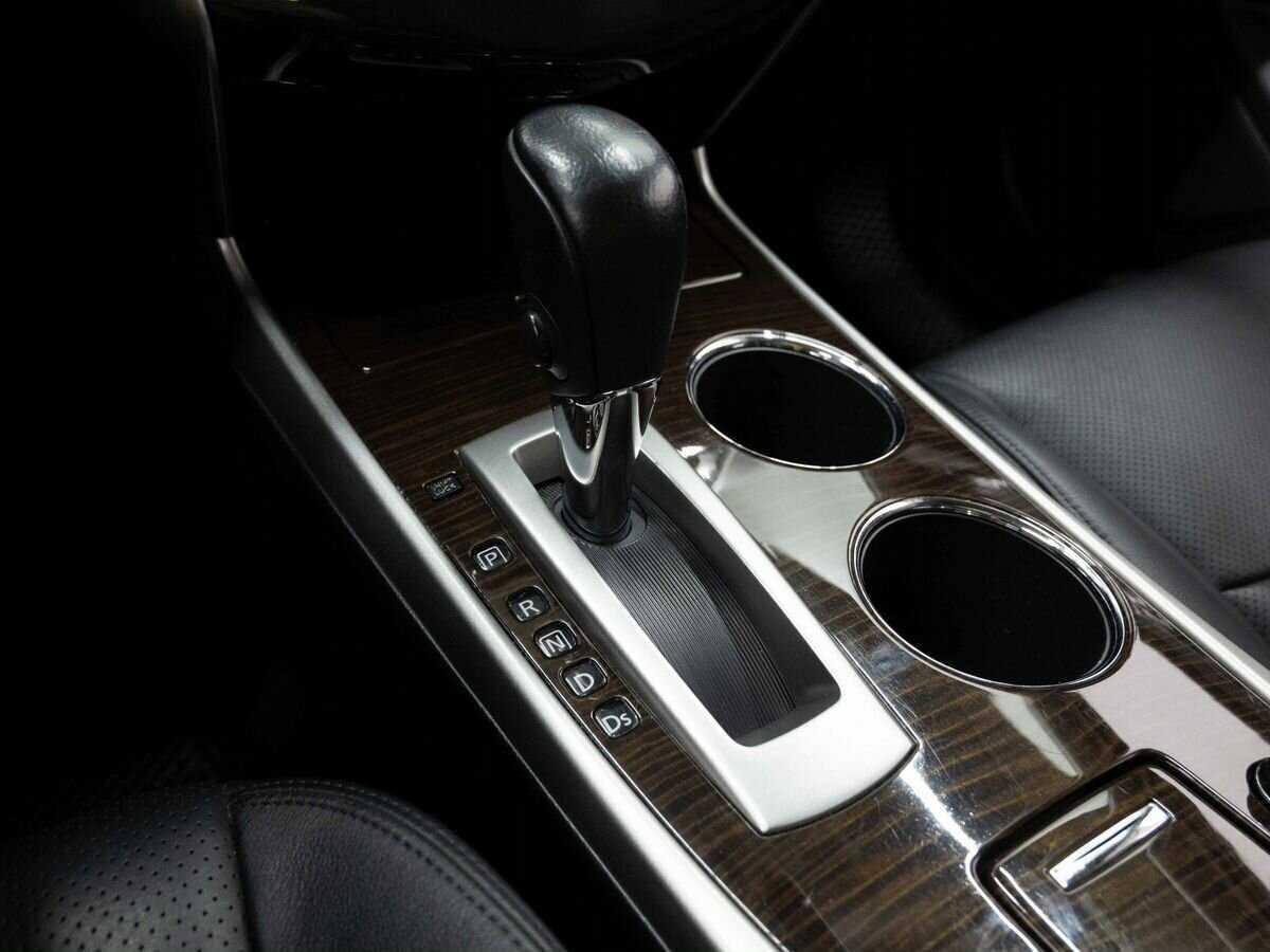 Nissan Teana с пробегом — 2015 год. Фото: #23