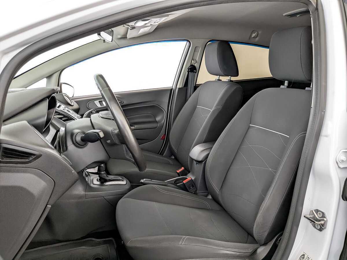 Ford Fiesta с пробегом — 2017 год. Фото: #19