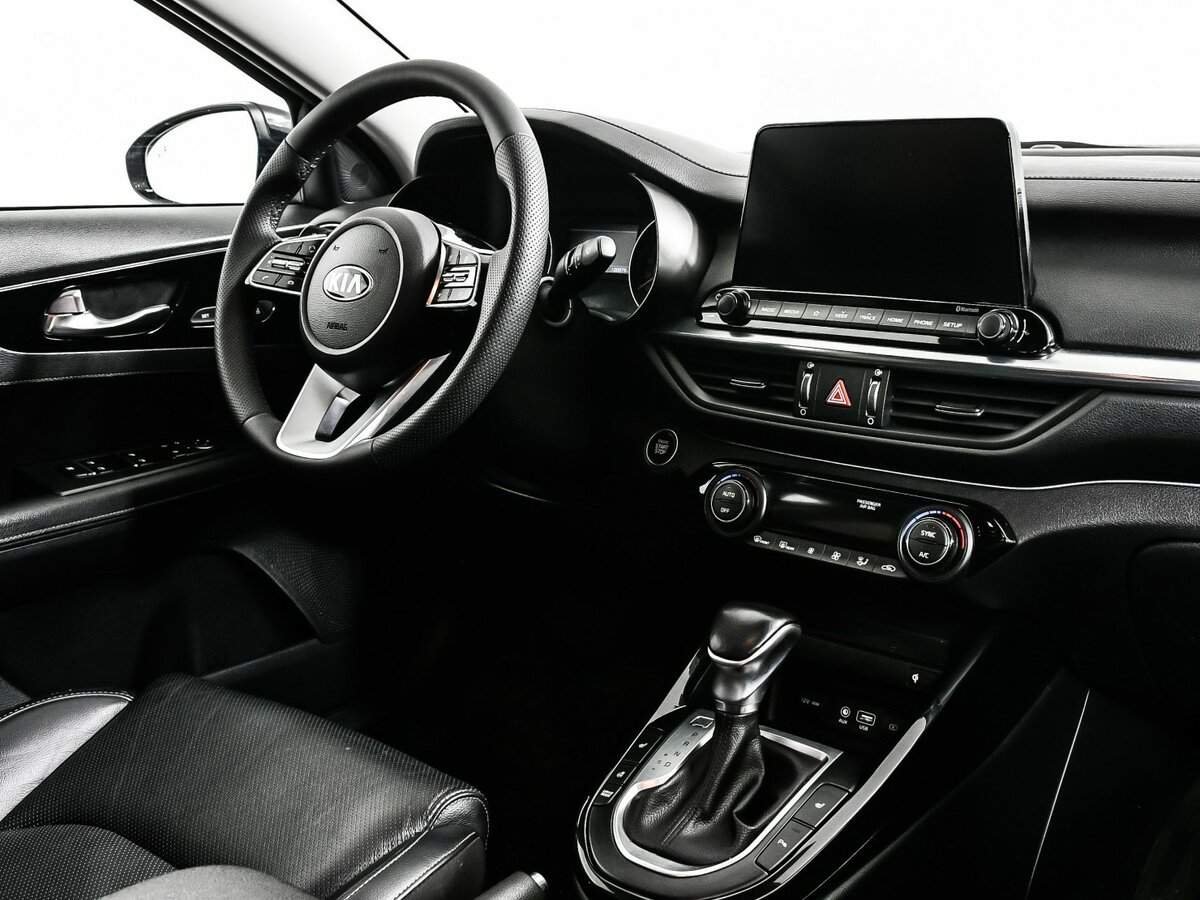 Kia Cerato с пробегом — 2018 год. Фото: #8