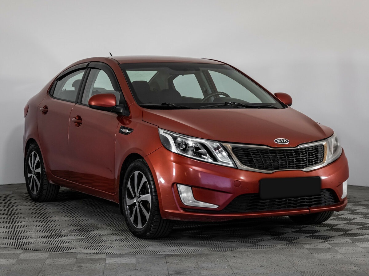 Kia Rio с пробегом — 2012 год. Фото: #2