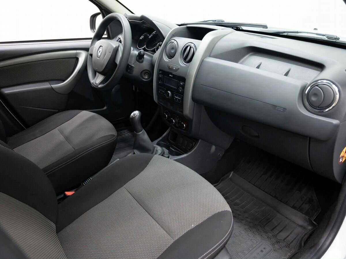 Renault Duster с пробегом — 2017 год. Фото: #10