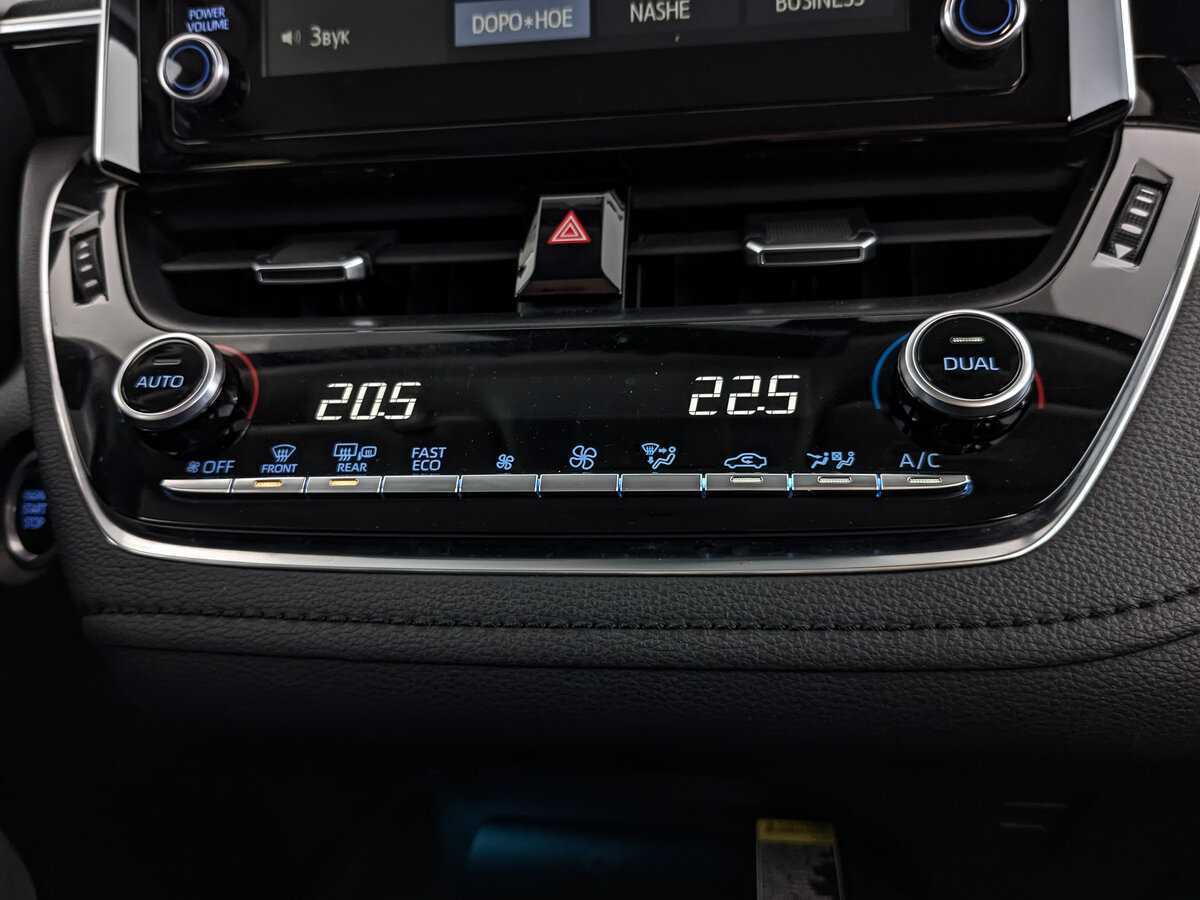 Toyota Corolla с пробегом — 2021 год. Фото: #24