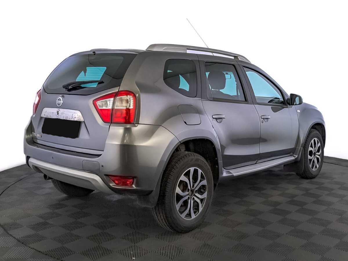 Nissan Terrano с пробегом — 2015 год. Фото: #4