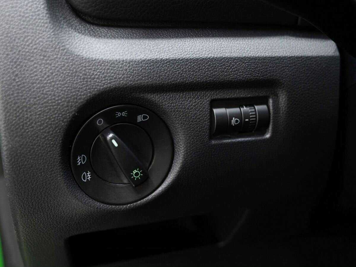 Skoda Fabia с пробегом — 2012 год. Фото: #15