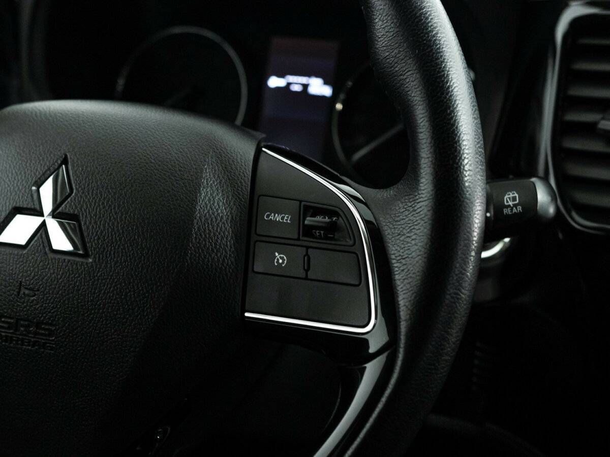 Mitsubishi Outlander с пробегом — 2021 год. Фото: #19