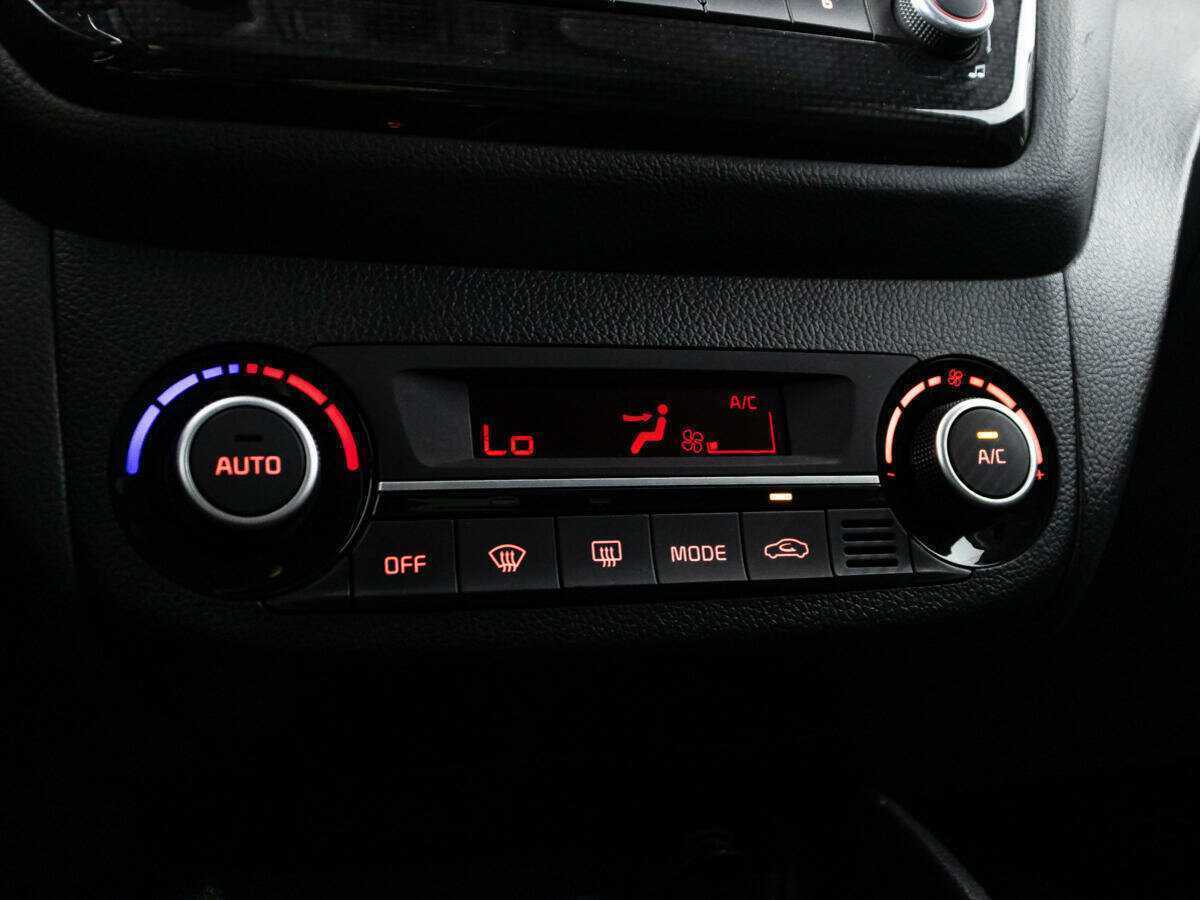 Kia Rio с пробегом — 2017 год. Фото: #16