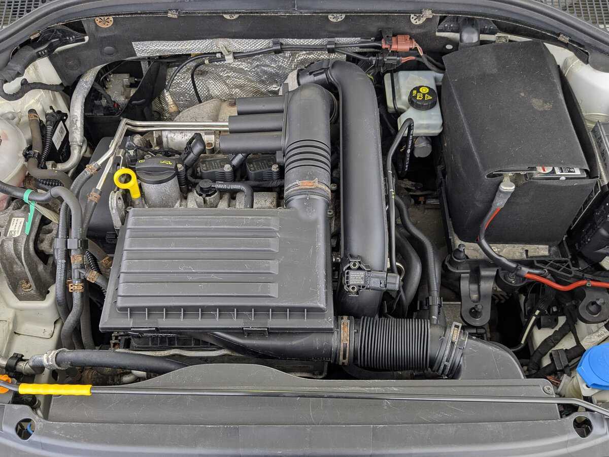 Skoda Octavia с пробегом — 2014 год. Фото: #8