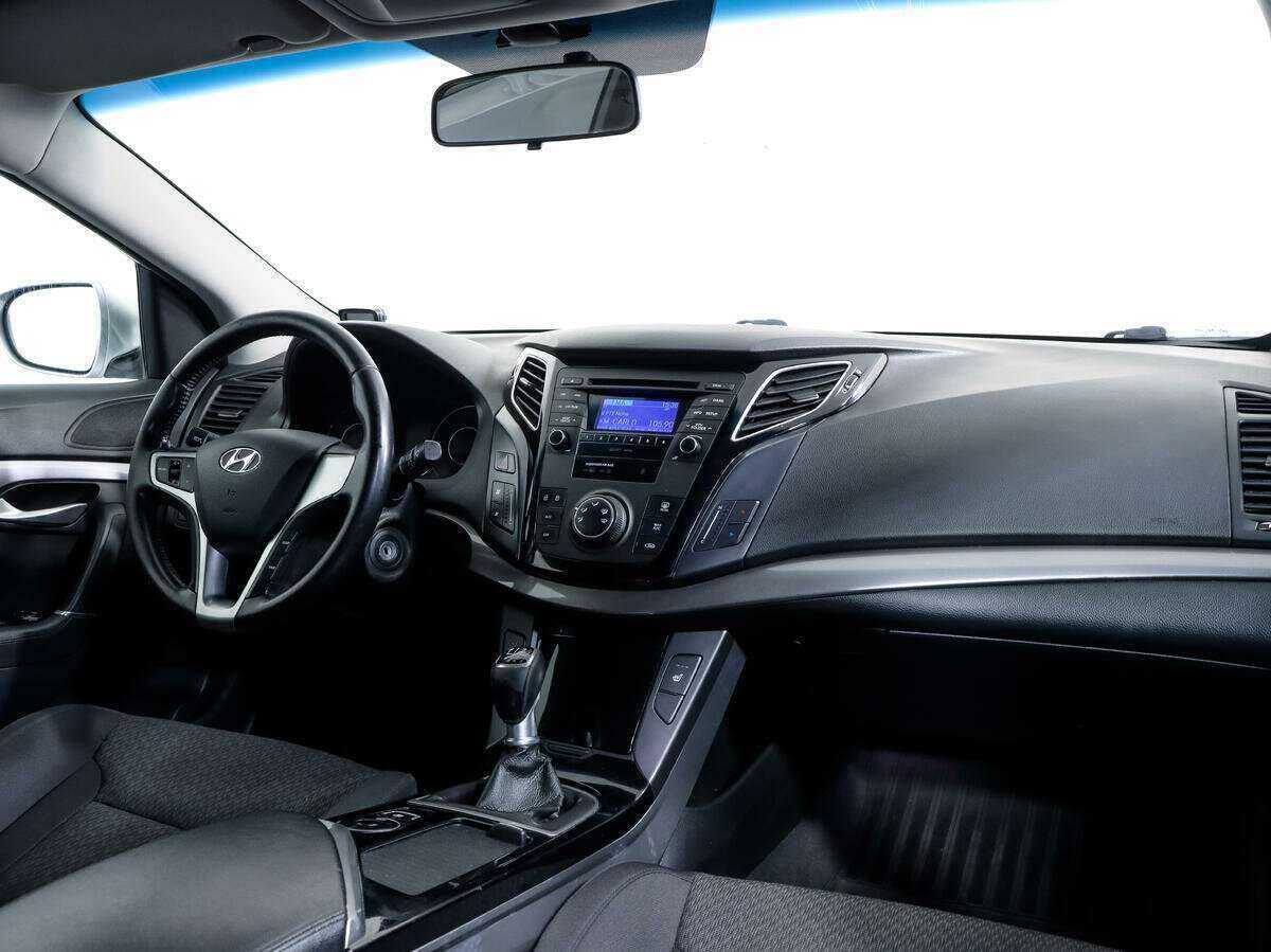Hyundai i40 с пробегом — 2013 год. Фото: #8