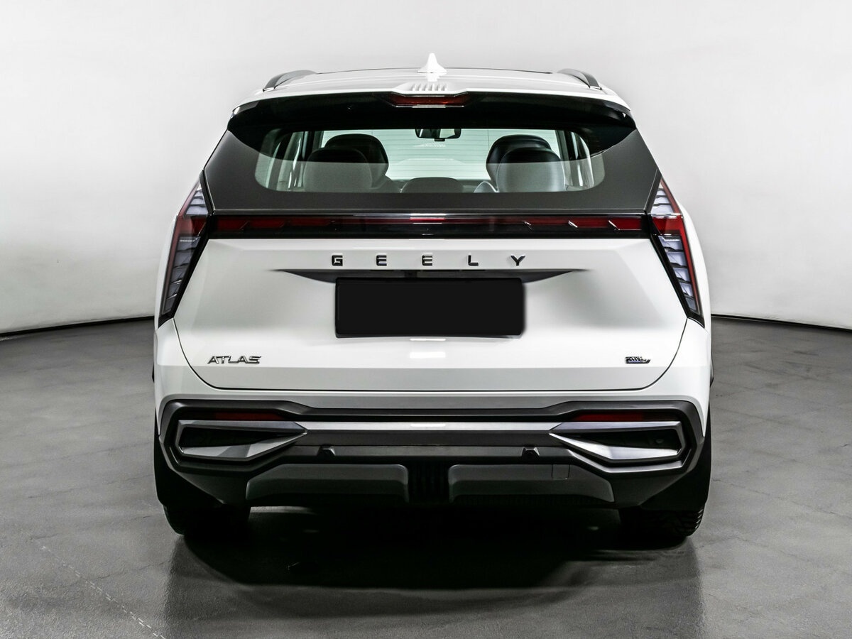 Geely Atlas с пробегом — 2024 год. Фото: #5