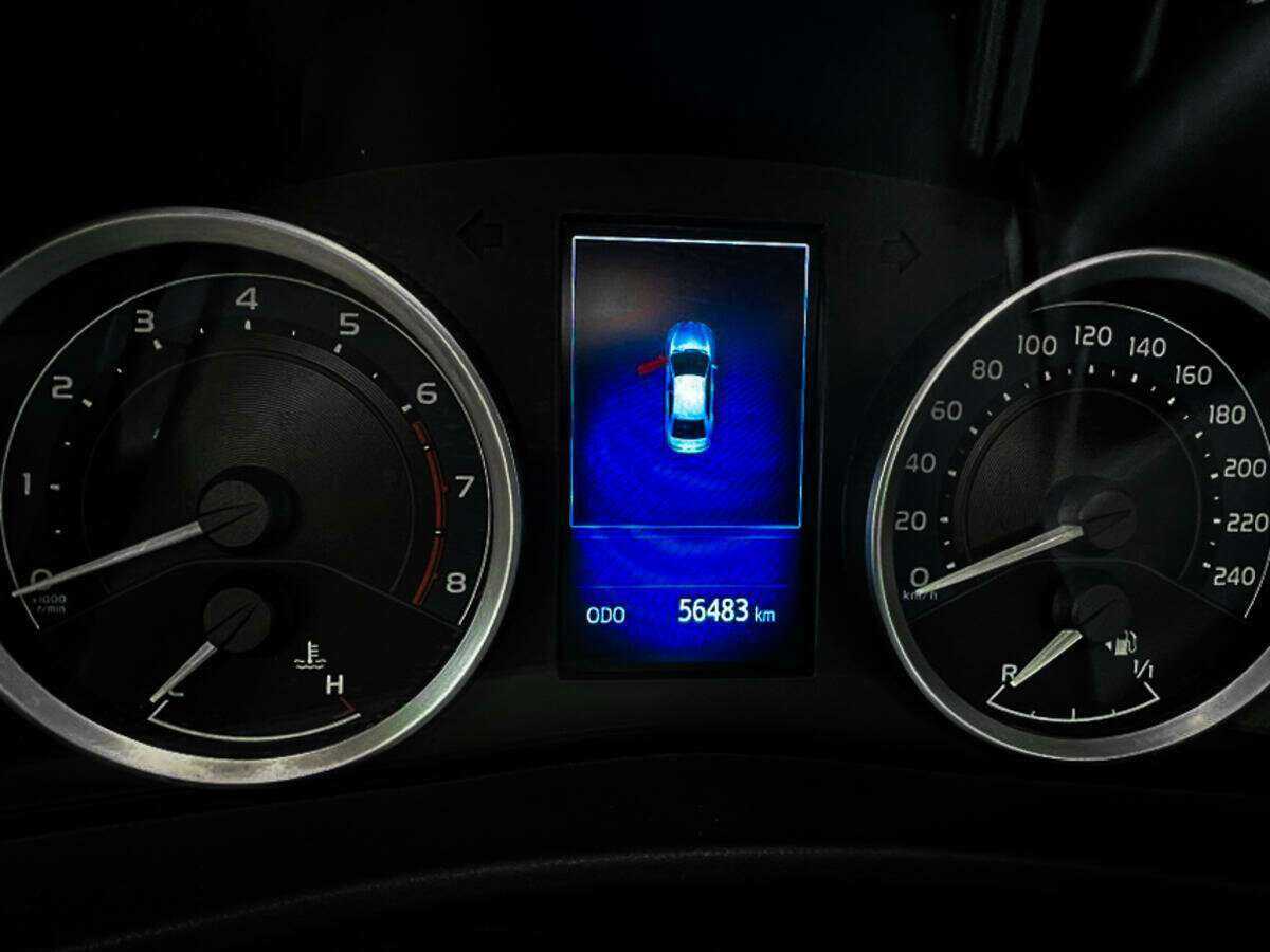 Toyota Corolla с пробегом — 2018 год. Фото: #7