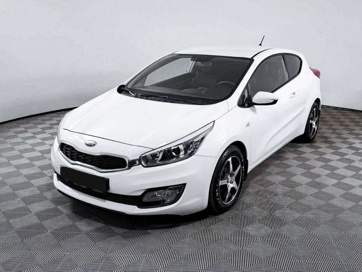 Kia Ceed с пробегом — 2013 год. Посмотреть фото