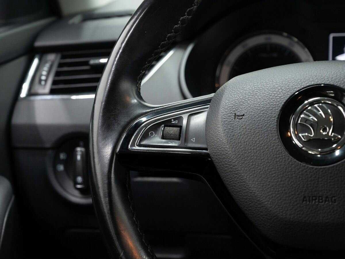 Skoda Octavia с пробегом — 2016 год. Фото: #16
