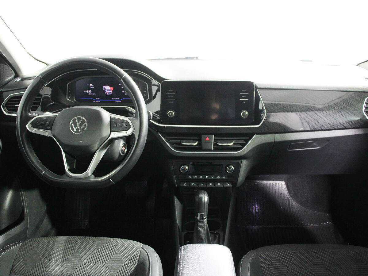Volkswagen Polo с пробегом — 2021 год. Фото: #9
