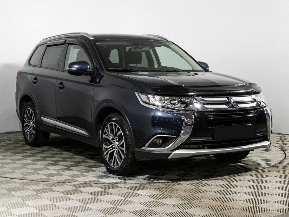 Mitsubishi Outlander с пробегом — 2018 год. Фото: #2