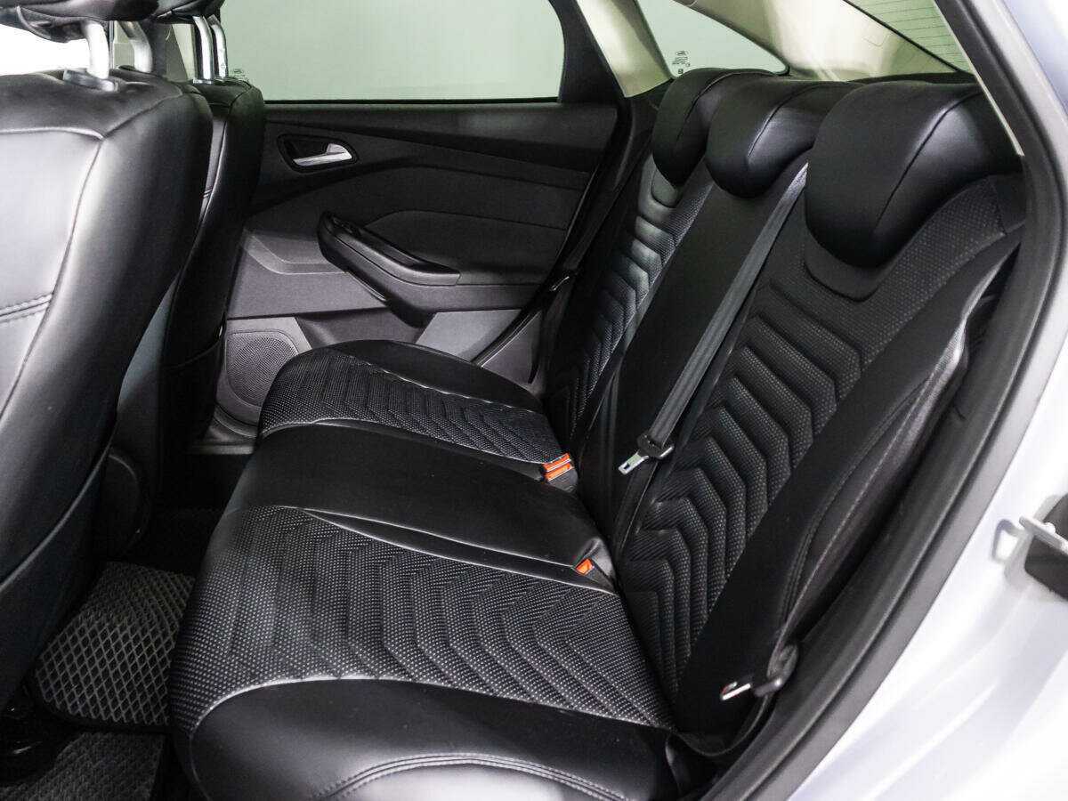 Ford Focus с пробегом — 2012 год. Фото: #9