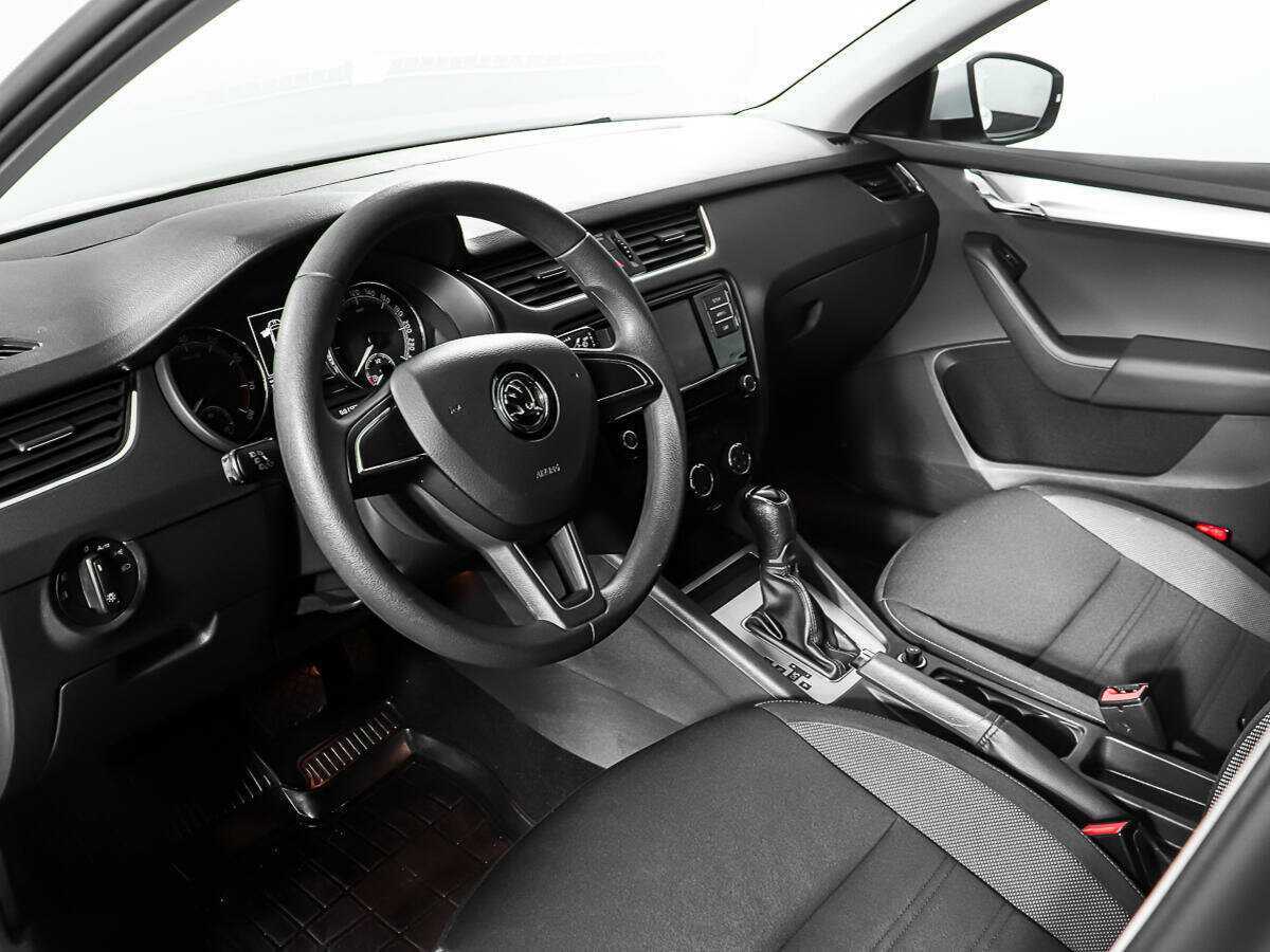 Skoda Octavia с пробегом — 2018 год. Фото: #12