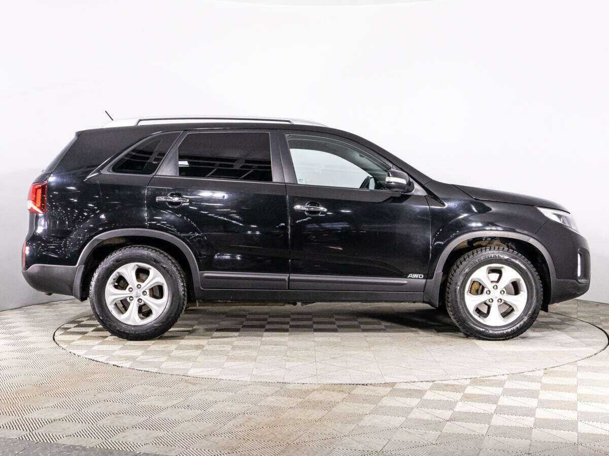 Kia Sorento с пробегом — 2015 год. Фото: #3