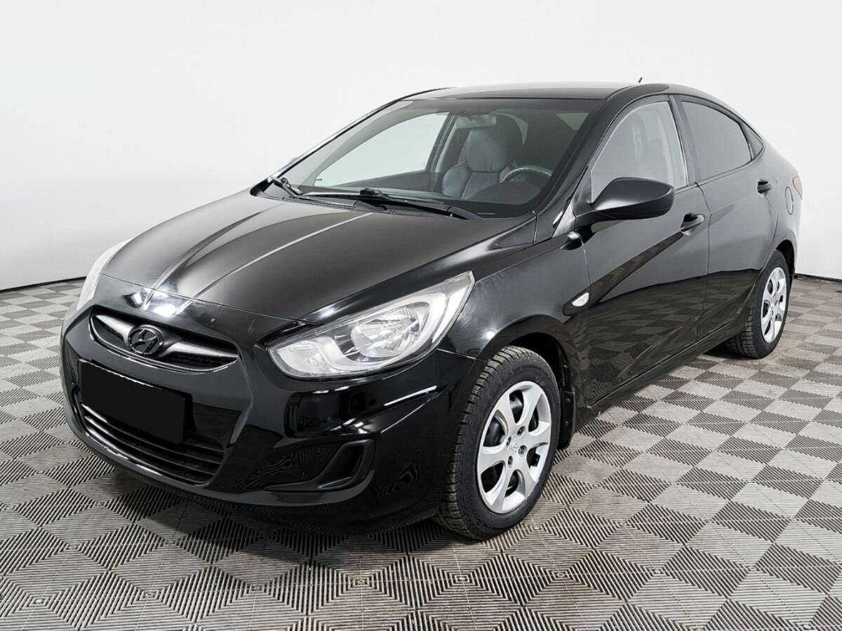 Hyundai Solaris с пробегом — 2012 год. Посмотреть фото