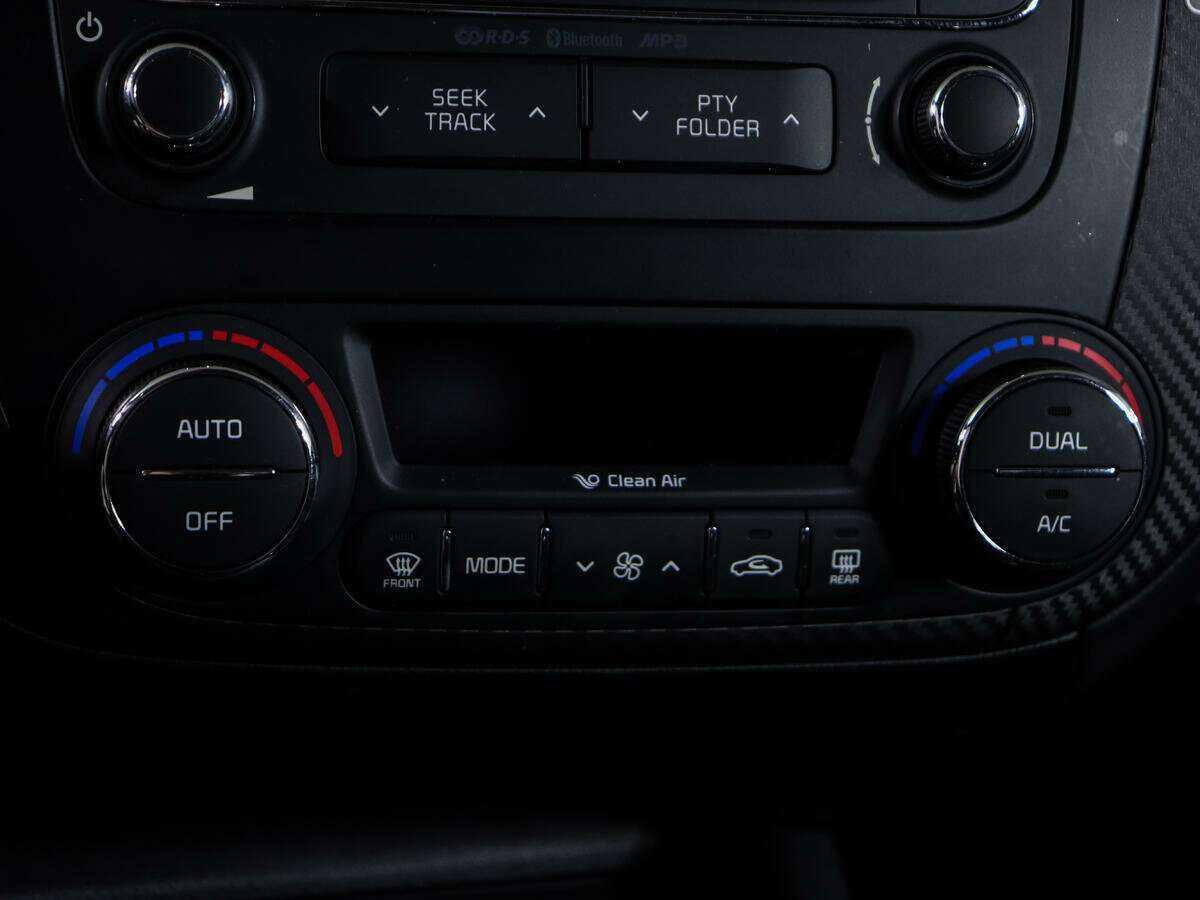 Kia Cerato с пробегом — 2013 год. Фото: #19