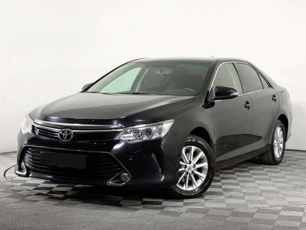 Toyota Camry с пробегом — 2017 год. Фото: #0