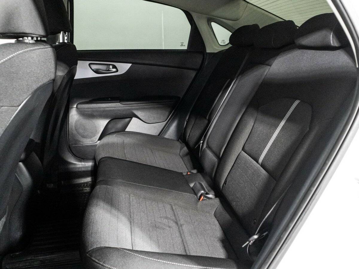 Kia Cerato с пробегом — 2021 год. Фото: #9