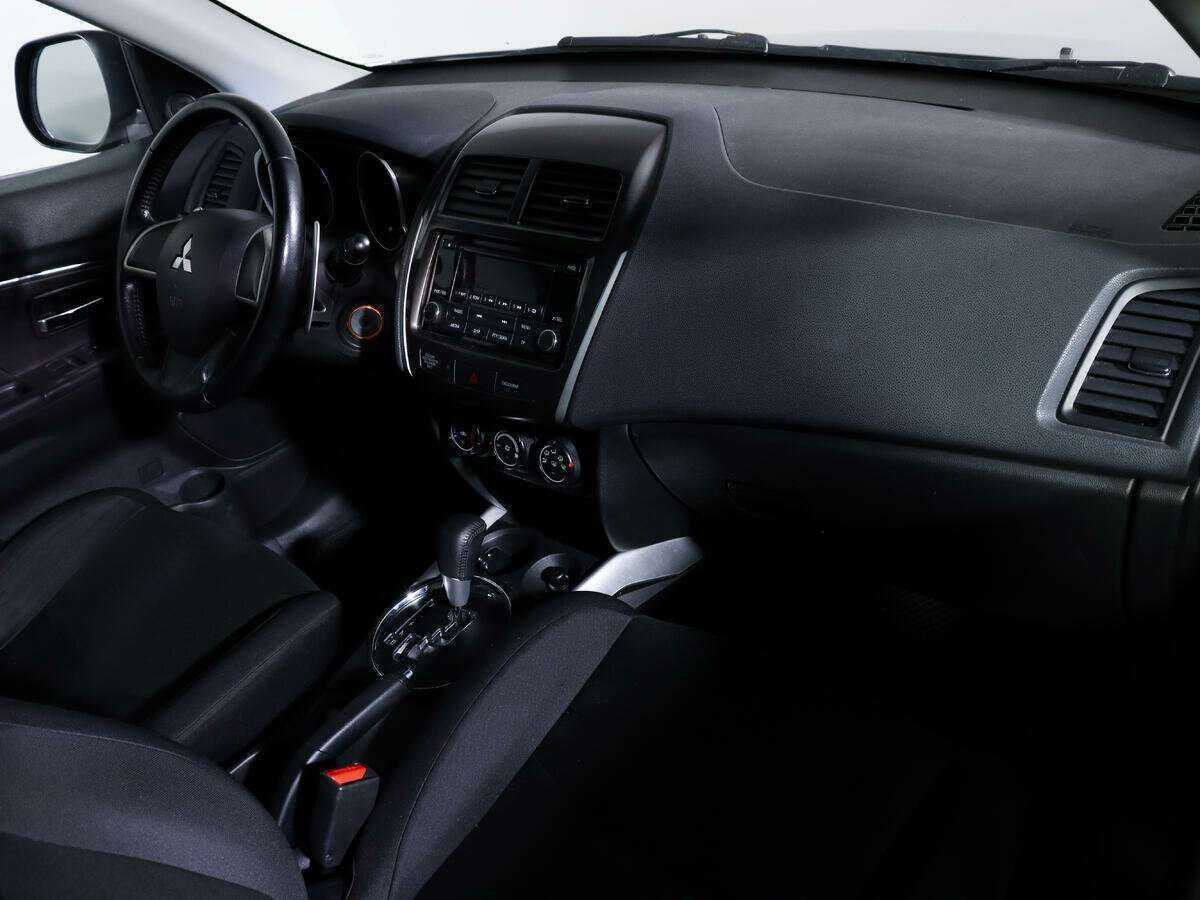 Mitsubishi ASX с пробегом — 2012 год. Фото: #8