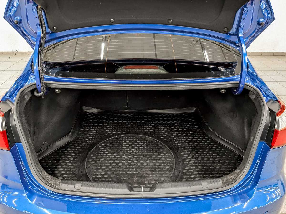 Kia Cerato с пробегом — 2013 год. Фото: #9