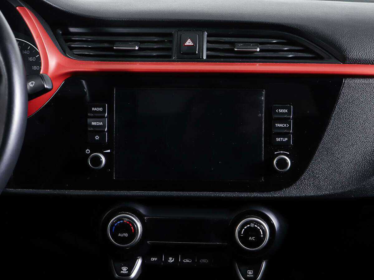 Kia Rio с пробегом — 2020 год. Фото: #11