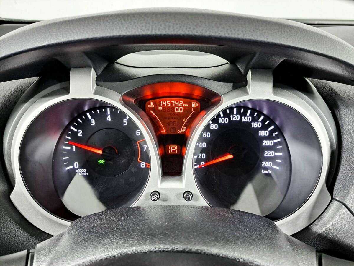 Nissan Juke с пробегом — 2013 год. Фото: #10