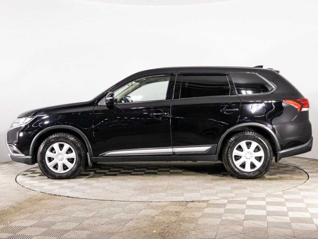 Mitsubishi Outlander с пробегом — 2017 год. Фото: #7
