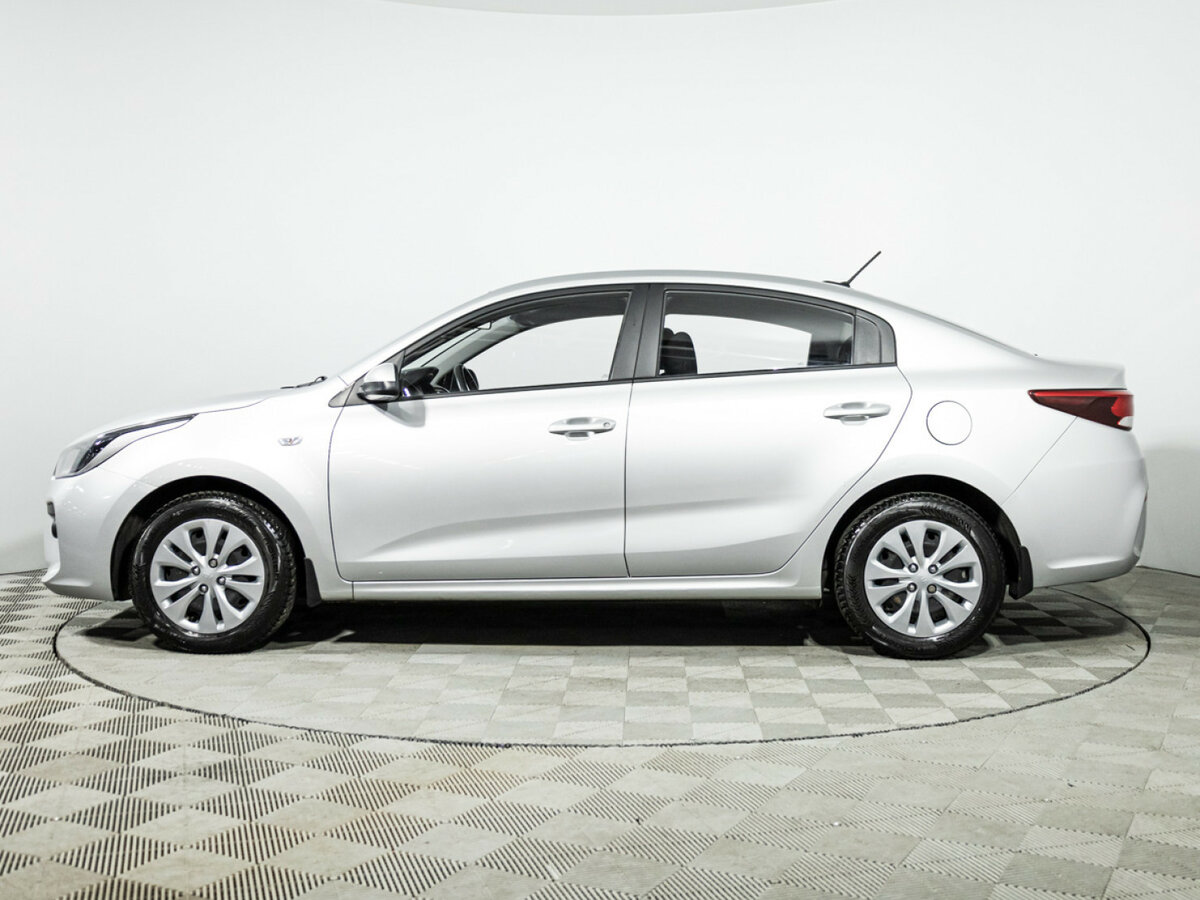 Kia Rio с пробегом — 2020 год. Фото: #7