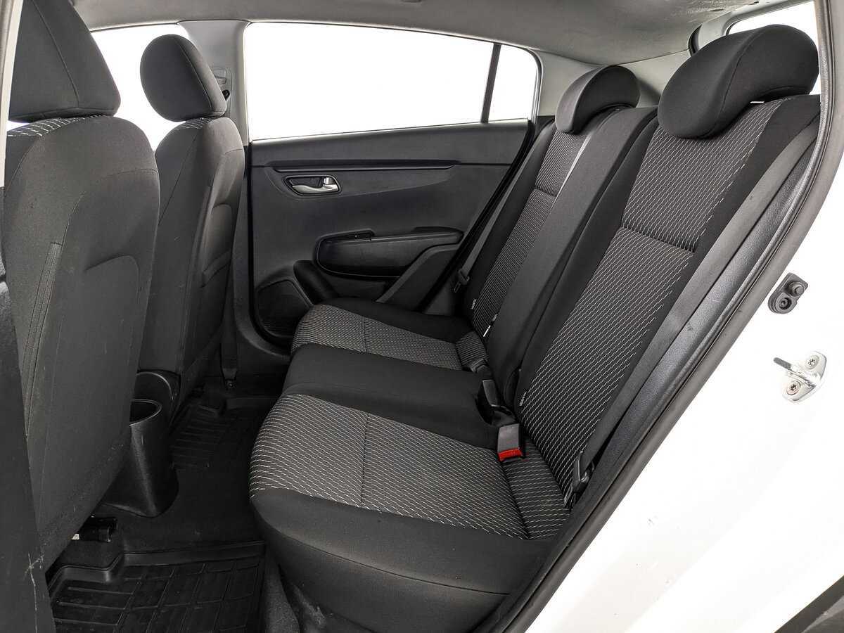 Kia Rio с пробегом — 2020 год. Фото: #14