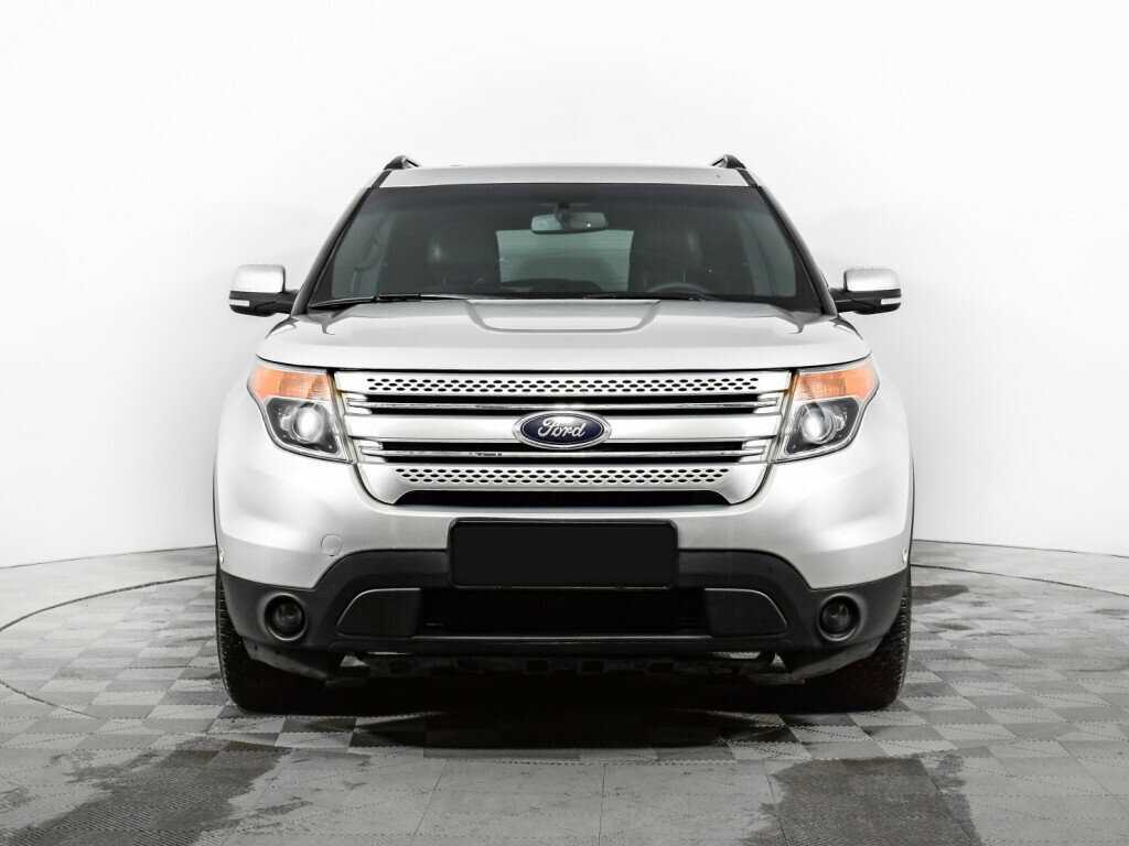 Ford Explorer с пробегом — 2014 год. Фото: #1