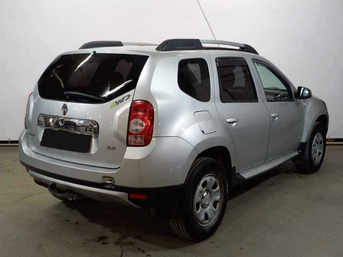 Renault Duster с пробегом — 2012 год. Фото: #4