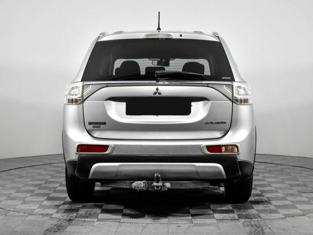 Mitsubishi Outlander с пробегом — 2014 год. Фото: #5