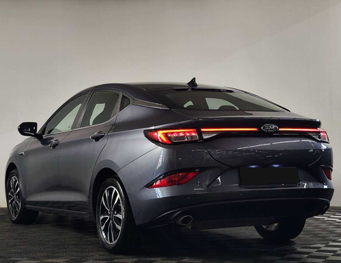 JAC J7 с пробегом — 2023 год. Фото: #3