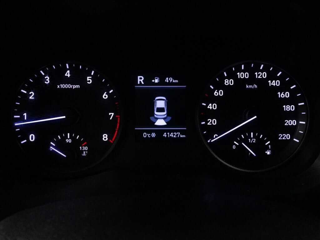 Hyundai Solaris с пробегом — 2019 год. Фото: #11