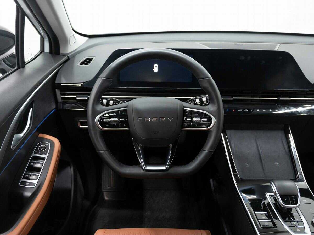 OMODA C5 с пробегом — 2023 год. Фото: #14