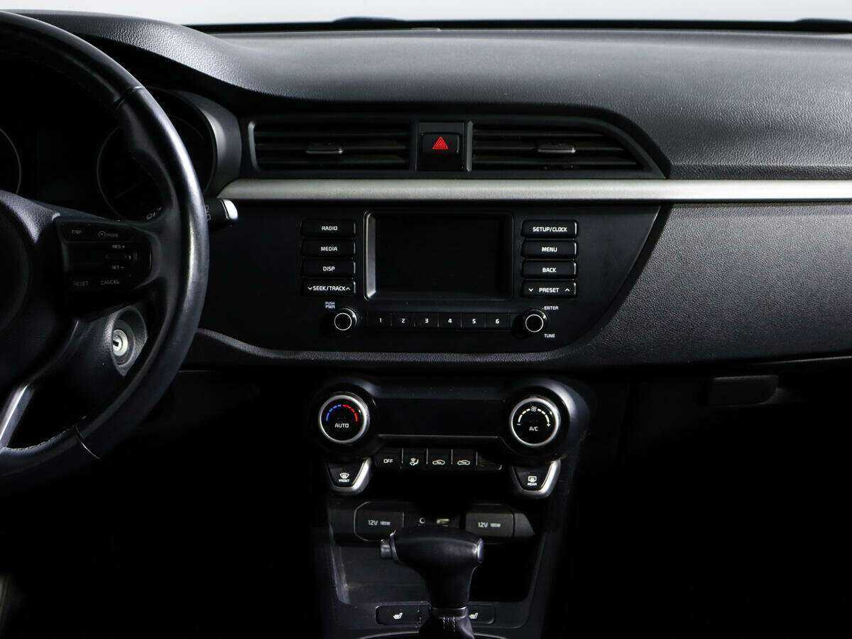 Kia Rio с пробегом — 2018 год. Фото: #11