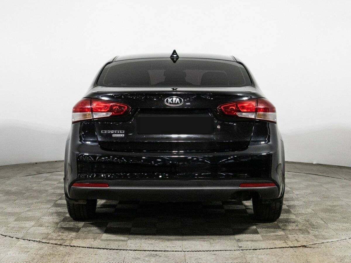 Kia Cerato с пробегом — 2019 год. Фото: #5