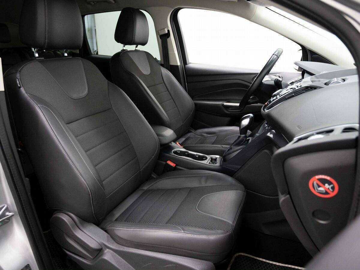 Ford Kuga с пробегом — 2014 год. Фото: #11