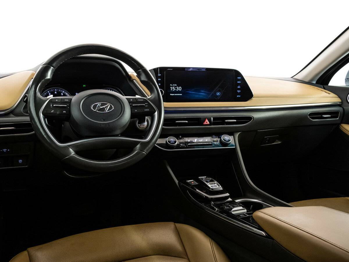 Hyundai Sonata с пробегом — 2020 год. Фото: #10
