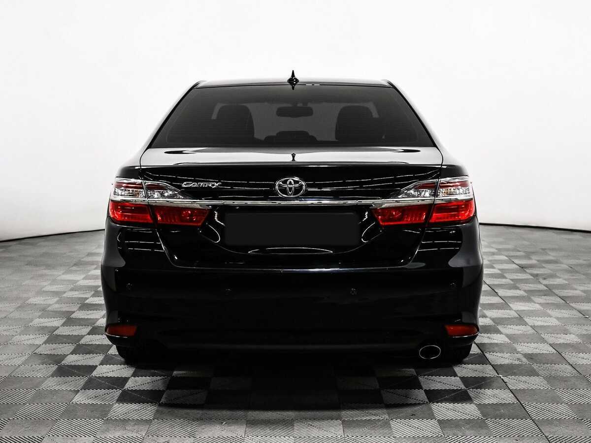 Toyota Camry с пробегом — 2018 год. Фото: #5