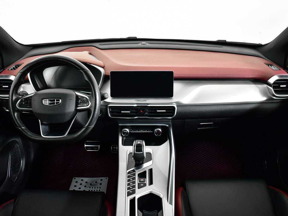 Geely Coolray с пробегом — 2022 год. Фото: #11