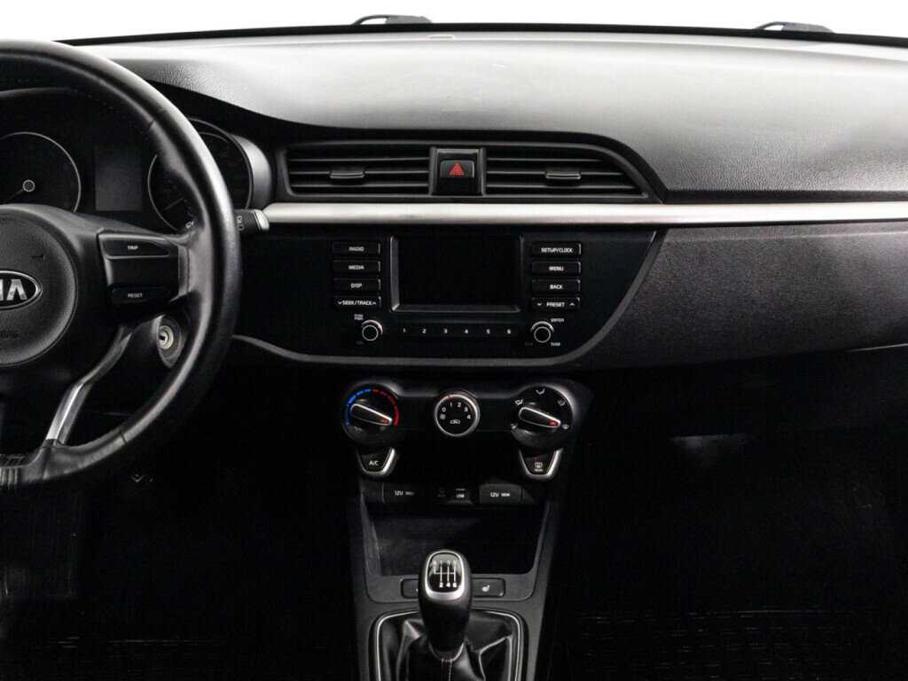 Kia Rio с пробегом — 2018 год. Фото: #13