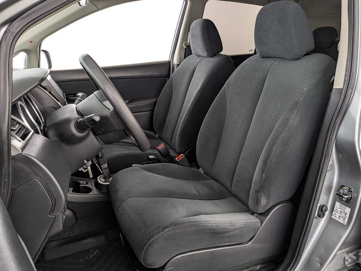 Nissan Tiida с пробегом — 2013 год. Фото: #19