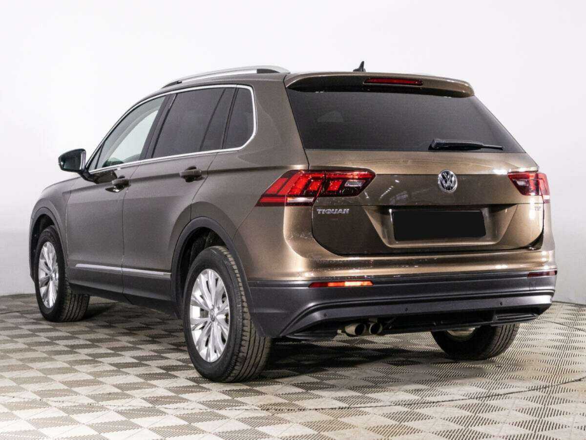 Volkswagen Tiguan с пробегом — 2017 год. Фото: #6