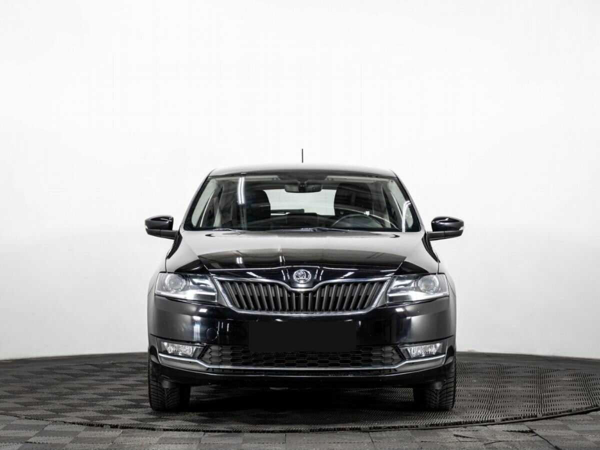 Skoda Rapid с пробегом — 2018 год. Фото: #1